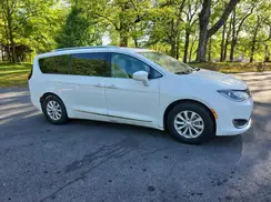 2C4RC1BG3KR526369 2019 CHRYSLER PACIFICA