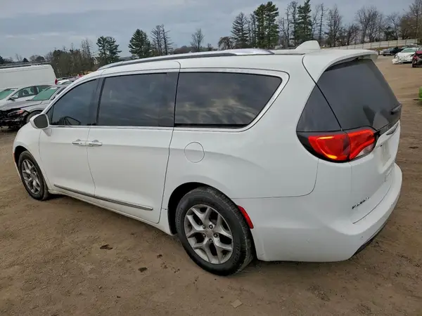 2C4RC1BG3KR528431 2019 CHRYSLER PACIFICA - Image 2