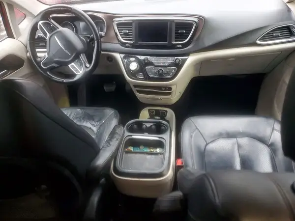 2C4RC1BG3KR539638 2019 CHRYSLER PACIFICA - Image 8