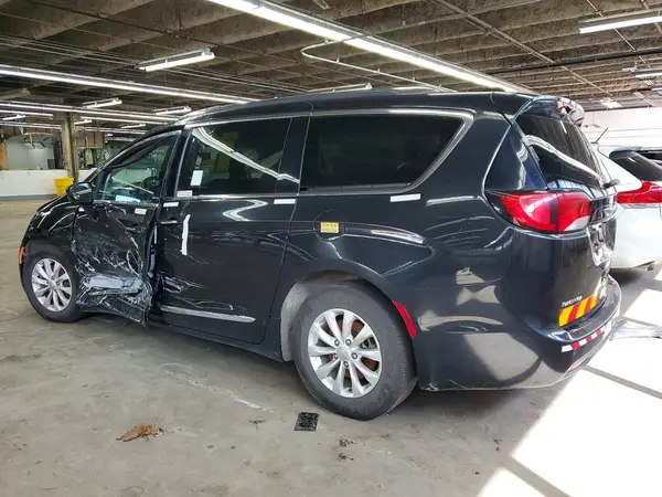 2C4RC1BG3KR577340 2019 CHRYSLER PACIFICA - Image 2
