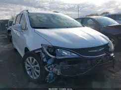 2C4RC1BG3KR581369 2019 CHRYSLER PACIFICA