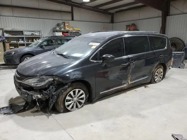2C4RC1BG3KR583025 2019 CHRYSLER PACIFICA - Image 1