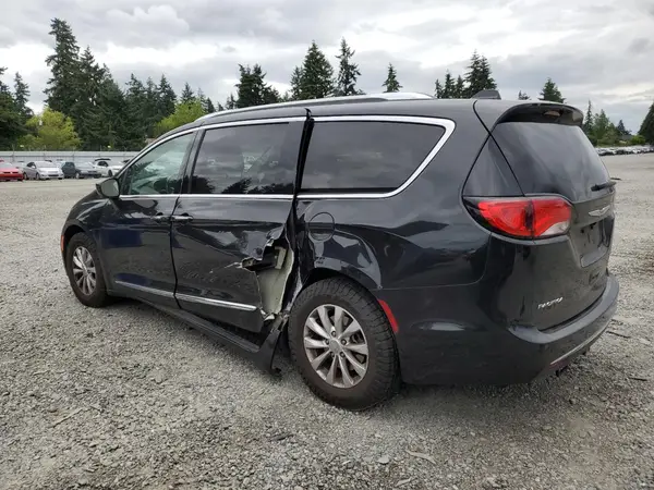 2C4RC1BG3KR583137 2019 CHRYSLER PACIFICA - Image 2