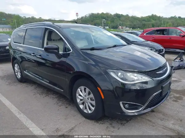 2C4RC1BG3KR597314 2019 CHRYSLER PACIFICA - Image 1