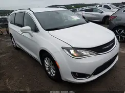 2C4RC1BG3KR626018 2019 CHRYSLER PACIFICA