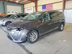 2C4RC1BG3KR626083 2019 CHRYSLER PACIFICA