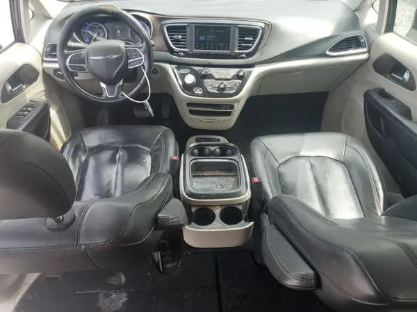 2C4RC1BG3KR626438 2019 CHRYSLER PACIFICA - Image 8