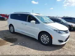 2C4RC1BG3KR626584 2019 CHRYSLER PACIFICA
