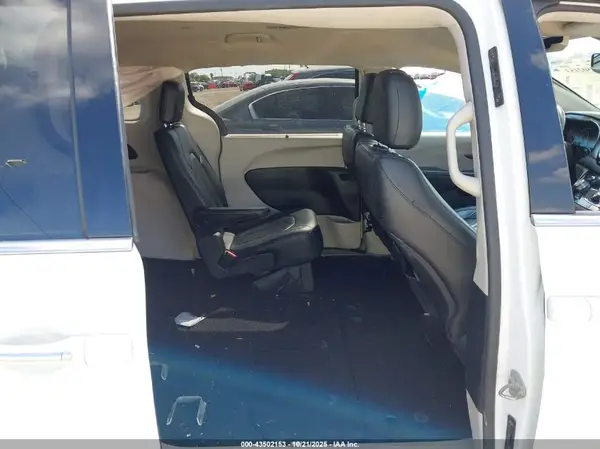 2C4RC1BG3KR626584 2019 CHRYSLER PACIFICA - Image 8