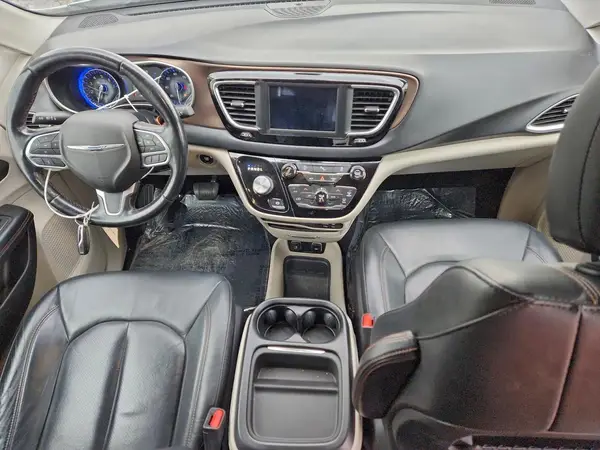 2C4RC1BG3KR650447 2019 CHRYSLER PACIFICA - Image 8