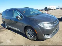 2C4RC1BG3KR650593 2019 CHRYSLER PACIFICA