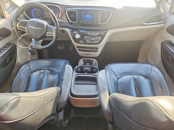 2C4RC1BG3KR650867 2019 CHRYSLER PACIFICA - Image 8