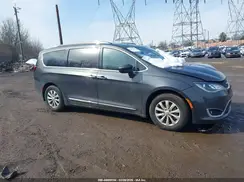 2C4RC1BG3KR675669 2019 CHRYSLER PACIFICA