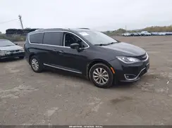 2C4RC1BG3KR686185 2019 CHRYSLER PACIFICA