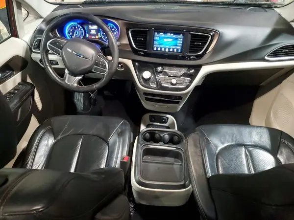 2C4RC1BG3KR700618 2019 CHRYSLER PACIFICA - Image 8
