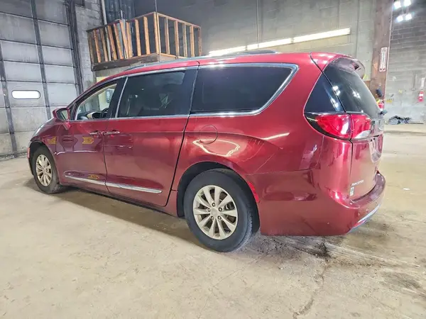 2C4RC1BG3KR704765 2019 CHRYSLER PACIFICA - Image 2
