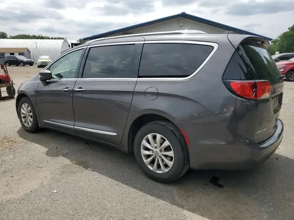 2C4RC1BG3KR721310 2019 CHRYSLER PACIFICA - Image 2