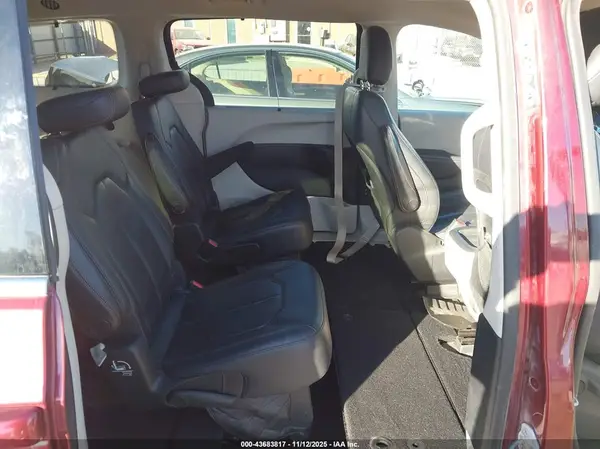 2C4RC1BG3KR730220 2019 CHRYSLER PACIFICA - Image 8