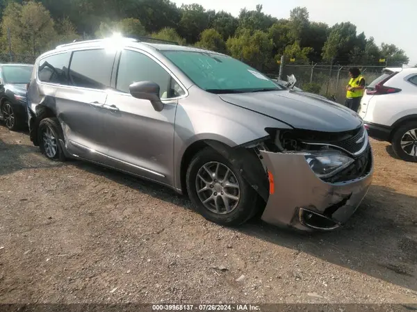 2C4RC1BG3LR130086 2020 CHRYSLER PACIFICA - Image 1