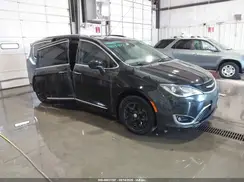 2C4RC1BG3LR137572 2020 CHRYSLER PACIFICA