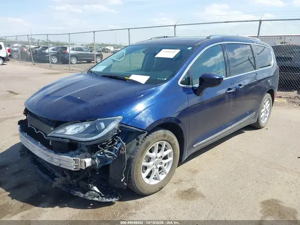 2C4RC1BG3LR157658 2020 CHRYSLER PACIFICA - Image 2