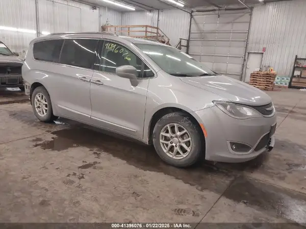 2C4RC1BG3LR272471 2020 CHRYSLER PACIFICA - Image 1