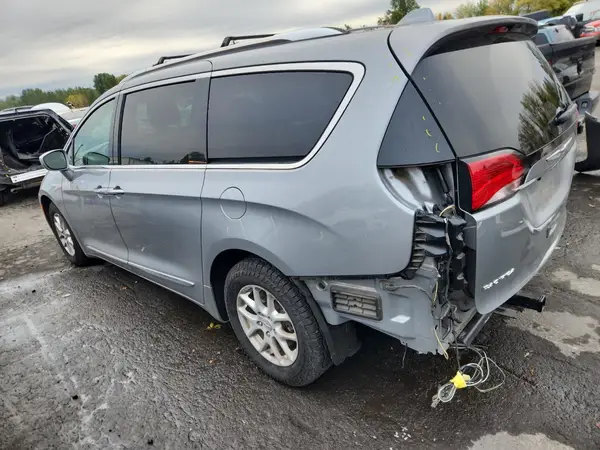 2C4RC1BG3LR285530 2020 CHRYSLER PACIFICA - Image 2