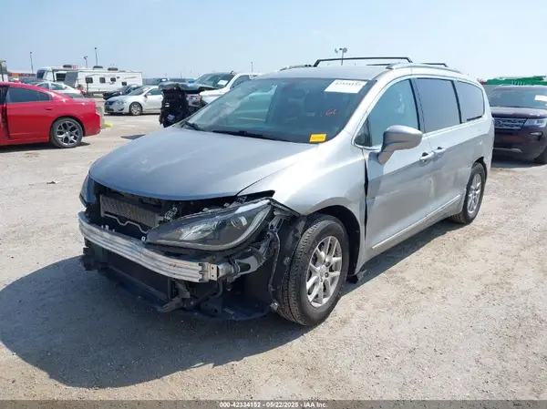 2C4RC1BG3LR285642 2020 CHRYSLER PACIFICA - Image 2