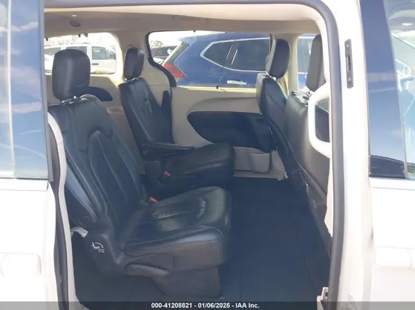 2C4RC1BG3MR528397 2021 CHRYSLER PACIFICA - Image 8