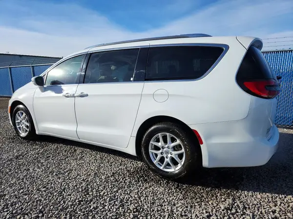 2C4RC1BG3MR583013 2021 CHRYSLER PACIFICA - Image 2