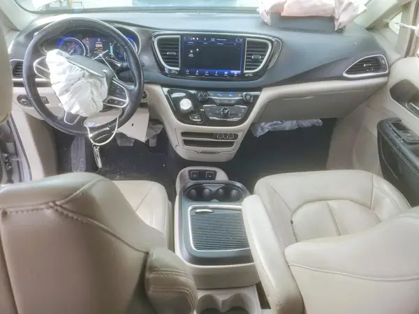 2C4RC1BG3MR584520 2021 CHRYSLER PACIFICA - Image 8
