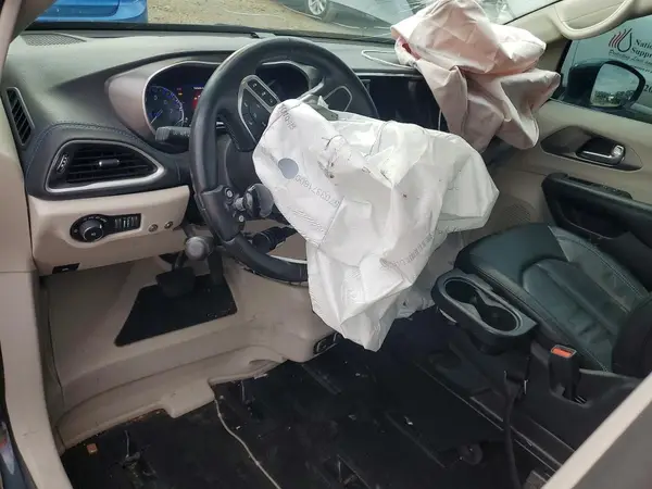 2C4RC1BG3MR588213 2021 CHRYSLER PACIFICA - Image 8