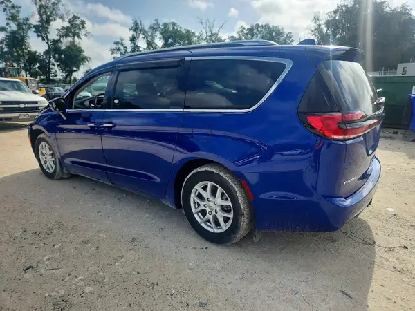 2C4RC1BG3MR589815 2021 CHRYSLER PACIFICA - Image 2