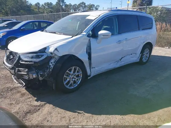 2C4RC1BG3MR607794 2021 CHRYSLER PACIFICA - Image 2