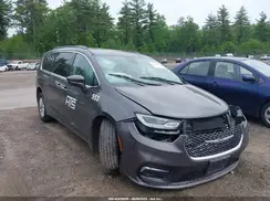 2C4RC1BG3NR142631 2022 CHRYSLER PACIFICA