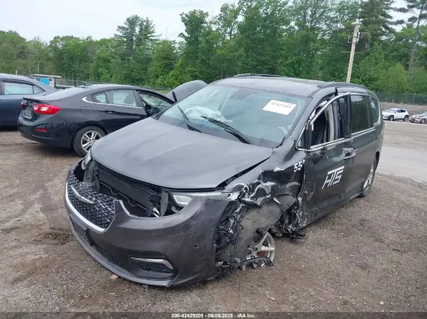 2C4RC1BG3NR142631 2022 CHRYSLER PACIFICA - Image 2
