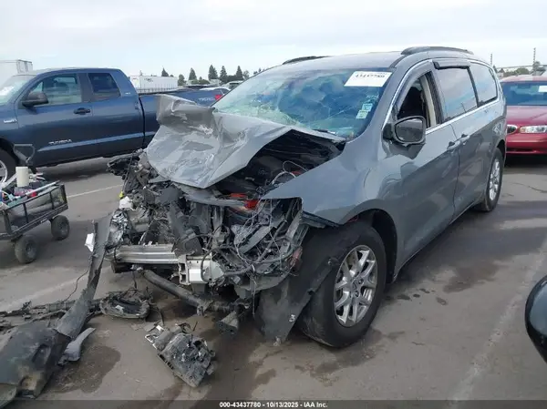 2C4RC1BG3NR167805 2022 CHRYSLER PACIFICA - Image 2