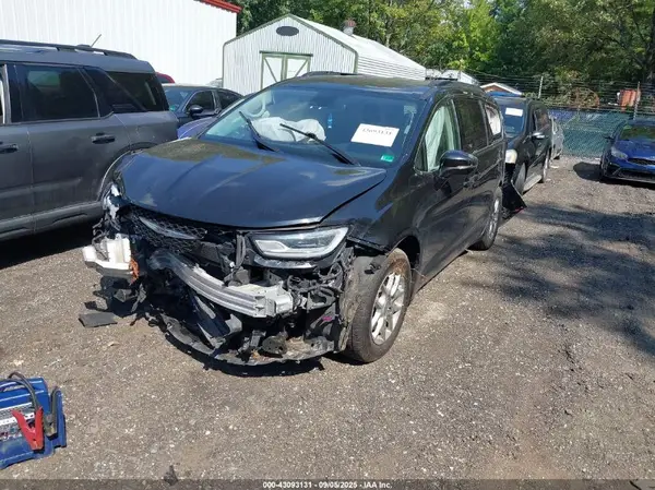 2C4RC1BG3NR168050 2022 CHRYSLER PACIFICA - Image 2