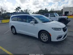 2C4RC1BG3NR215139 2022 CHRYSLER PACIFICA