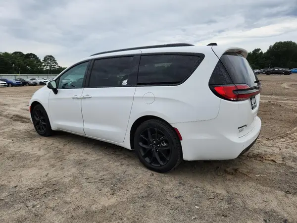 2C4RC1BG3PR512916 2023 CHRYSLER PACIFICA - Image 2