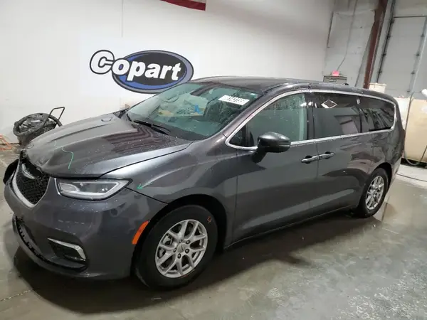2C4RC1BG3PR521096 2023 CHRYSLER PACIFICA - Image 1