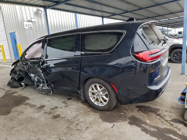 2C4RC1BG3PR549299 2023 CHRYSLER PACIFICA - Image 2