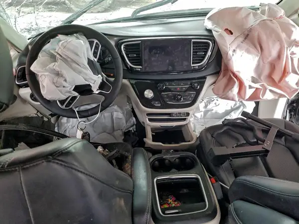 2C4RC1BG3PR549299 2023 CHRYSLER PACIFICA - Image 8