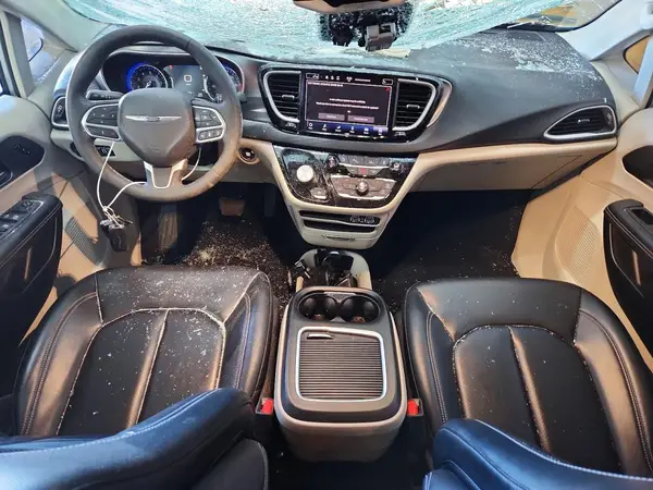 2C4RC1BG3PR559797 2023 CHRYSLER PACIFICA - Image 8