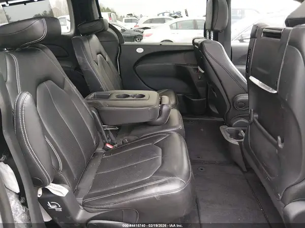 2C4RC1BG3PR628813 2023 CHRYSLER PACIFICA - Image 8