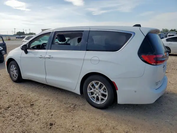 2C4RC1BG3PR629587 2023 CHRYSLER PACIFICA - Image 2