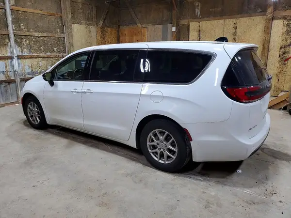 2C4RC1BG3RR120408 2024 CHRYSLER PACIFICA - Image 2