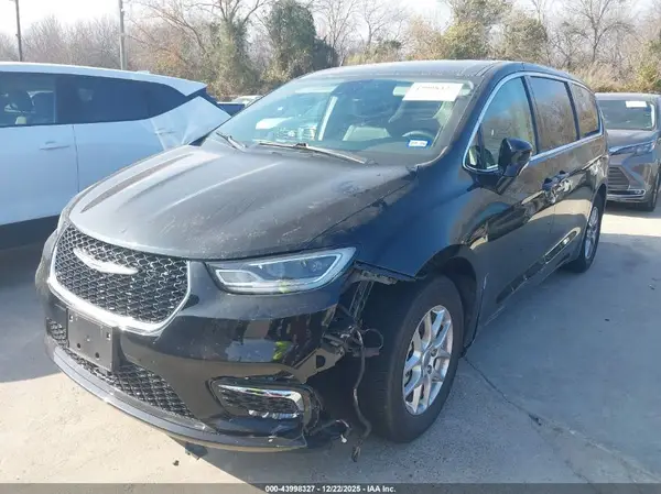 2C4RC1BG3RR136169 2024 CHRYSLER PACIFICA - Image 2