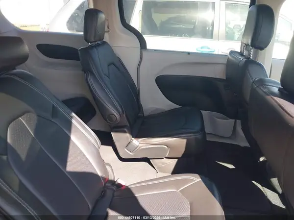 2C4RC1BG3RR136513 2024 CHRYSLER PACIFICA - Image 8