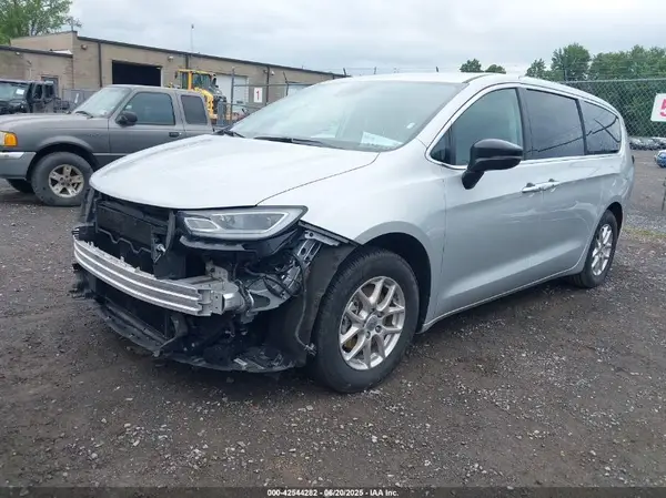 2C4RC1BG3RR139816 2024 CHRYSLER PACIFICA - Image 2